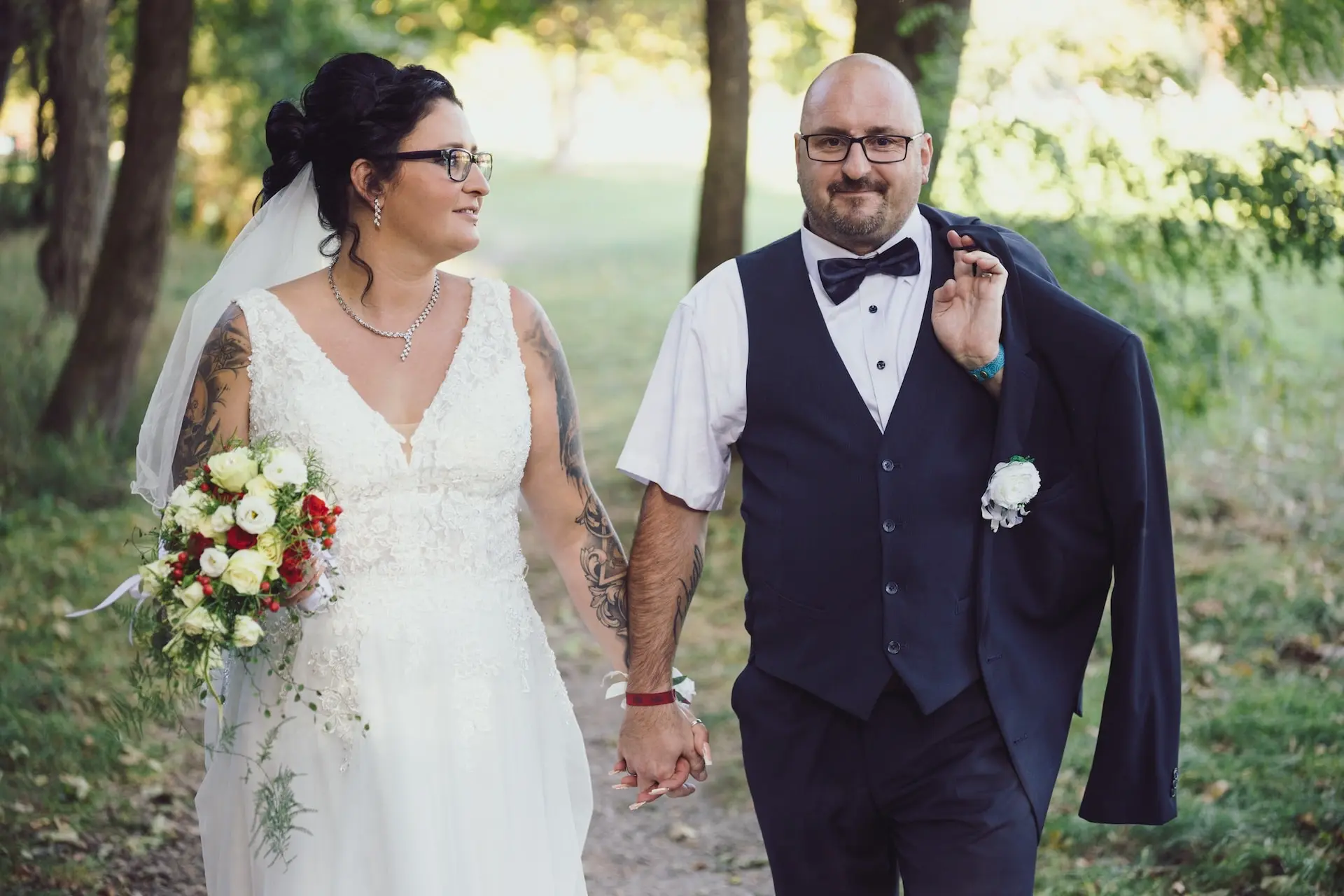 hochzeitspaar englischer garten muenchen standesamt mandlstrasse